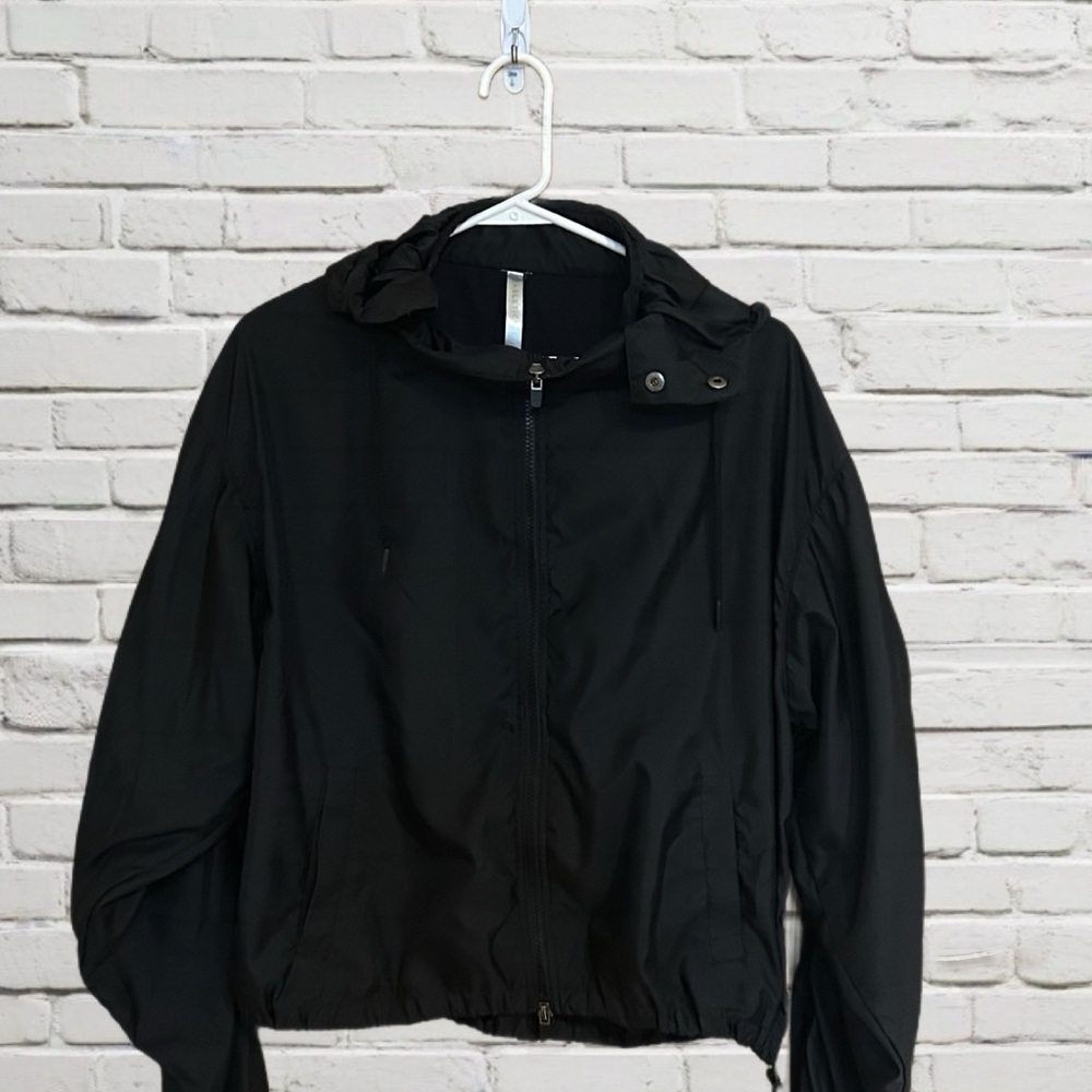 Fabletics Black Bomber Windbreaker Jacket for Women